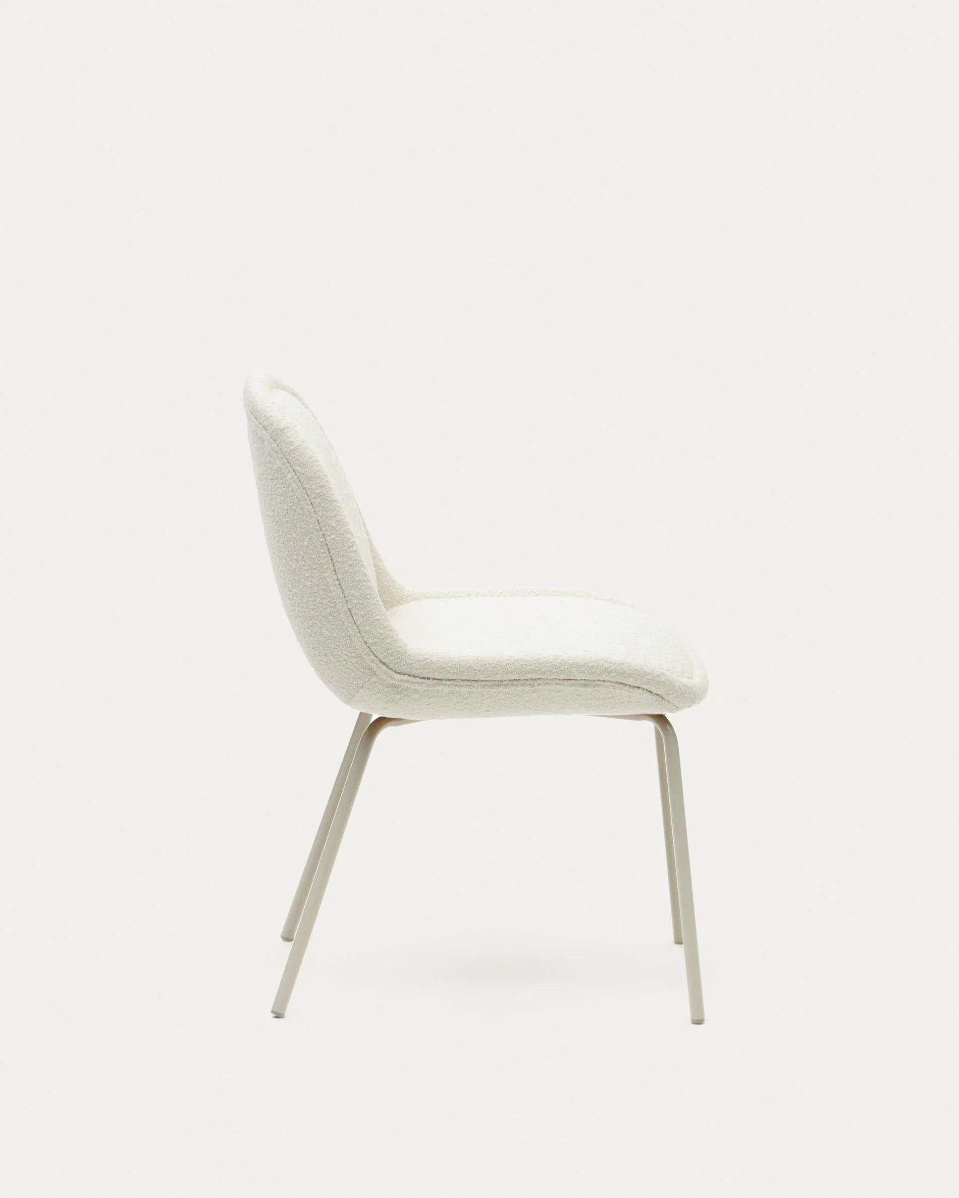 Aimin chair in white bouclé and steel legs with a matte beige painted finish - Image 6