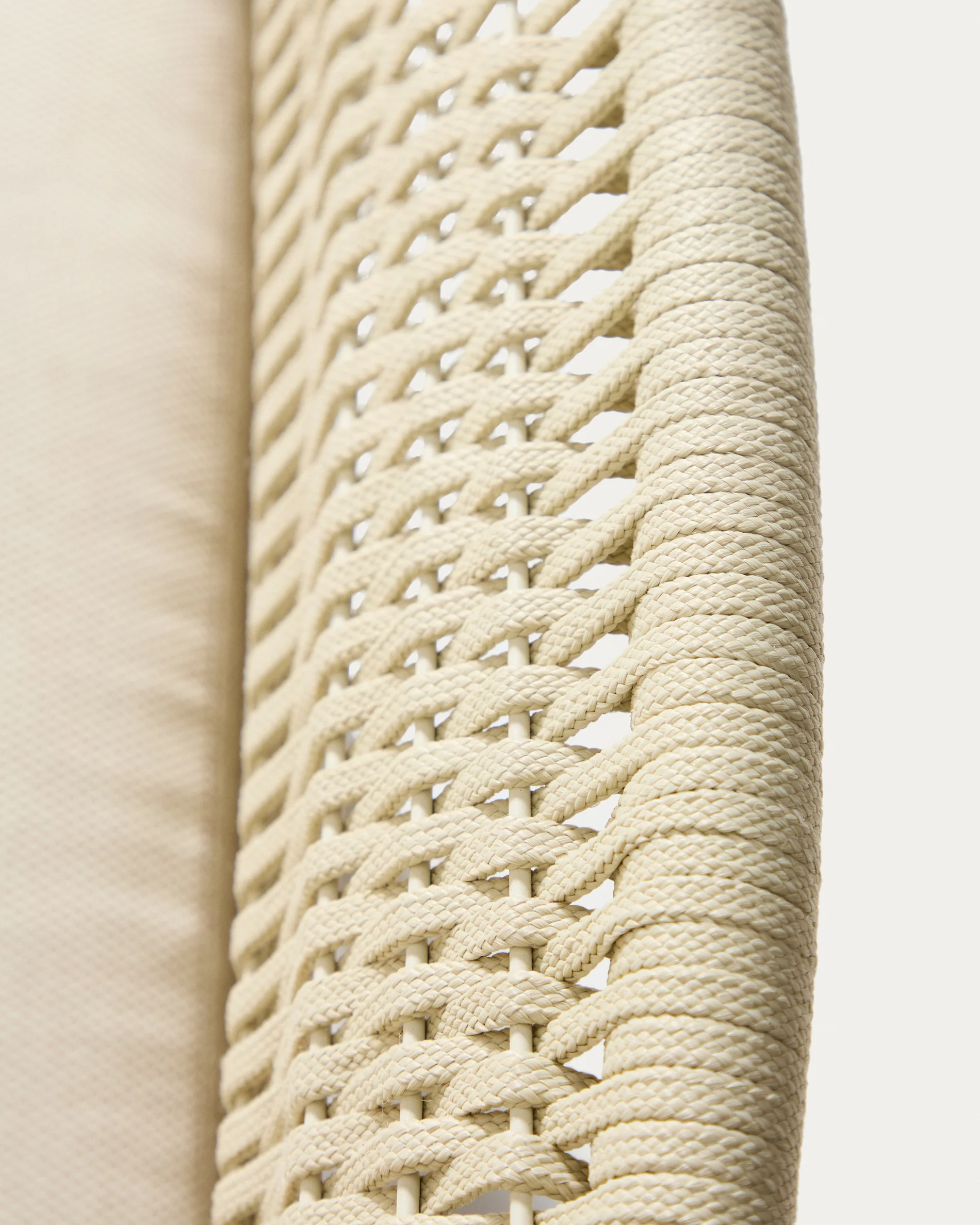 Alipa 2-seater sofa in solid acacia wood and ecru rope cord 165 cm FSC 100% - Image 8