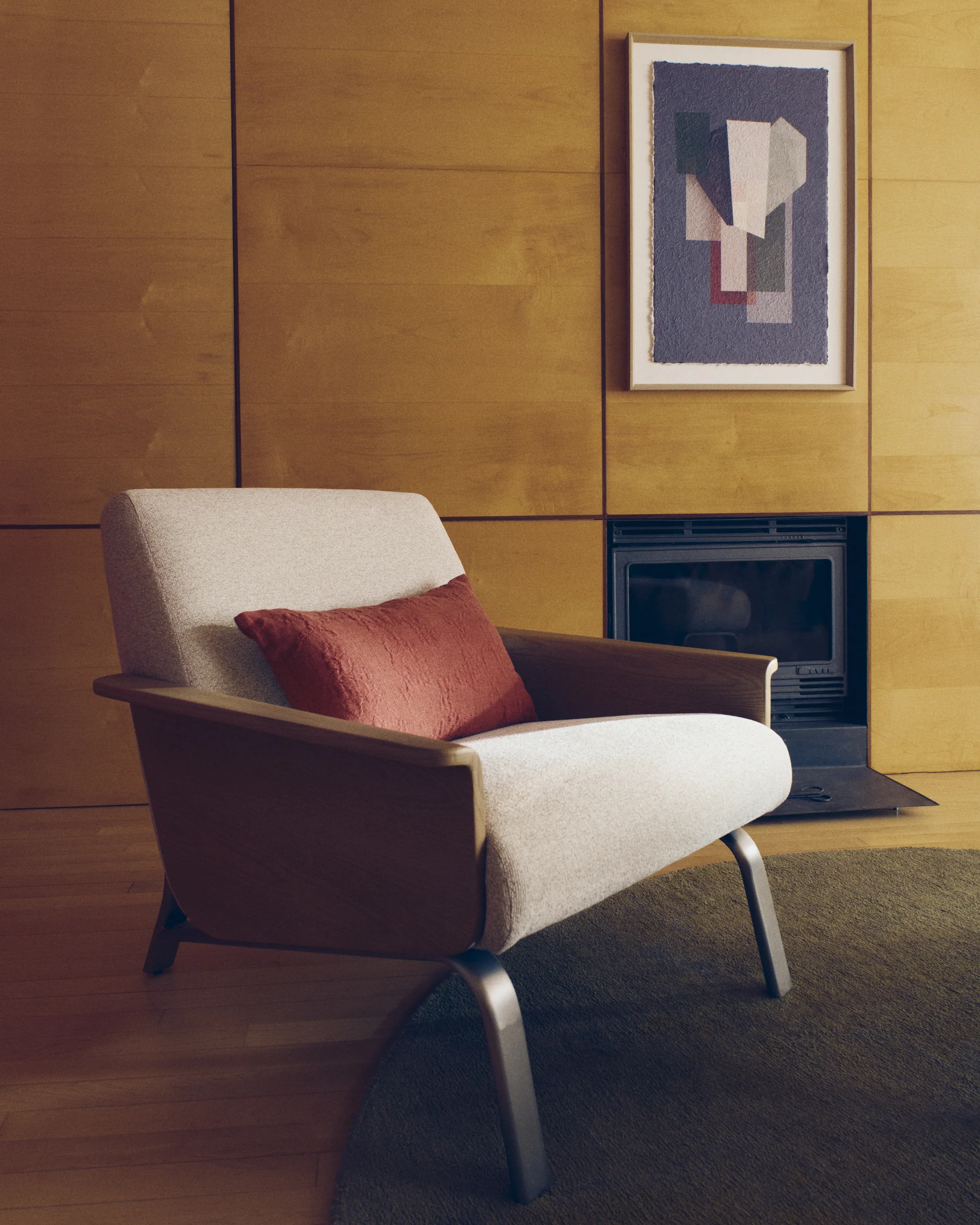Amsen beige armchair in oak plywood with legs in brushed stainless steel - Image 4
