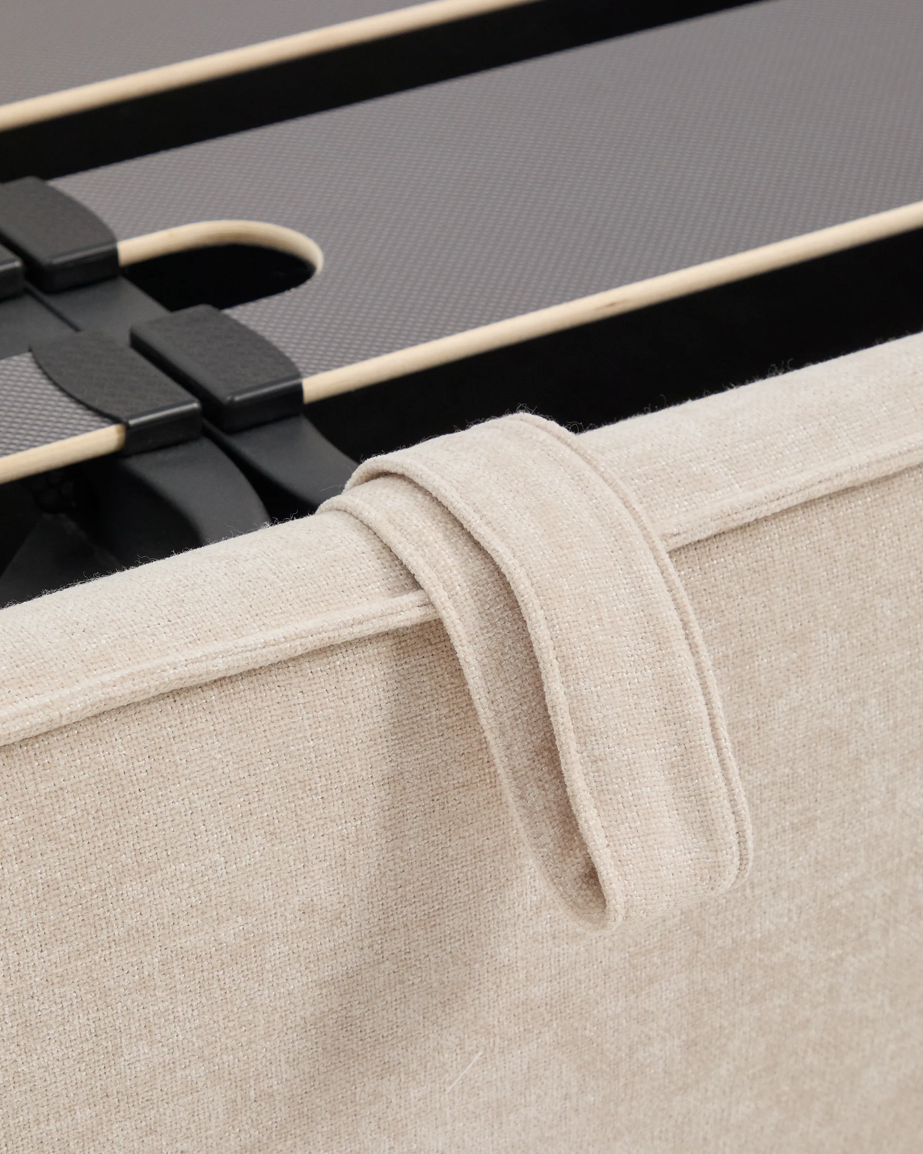 Arvian beige chenille removable-cover bed with ottoman base for a 160 x 200 cm mattress - Image 8