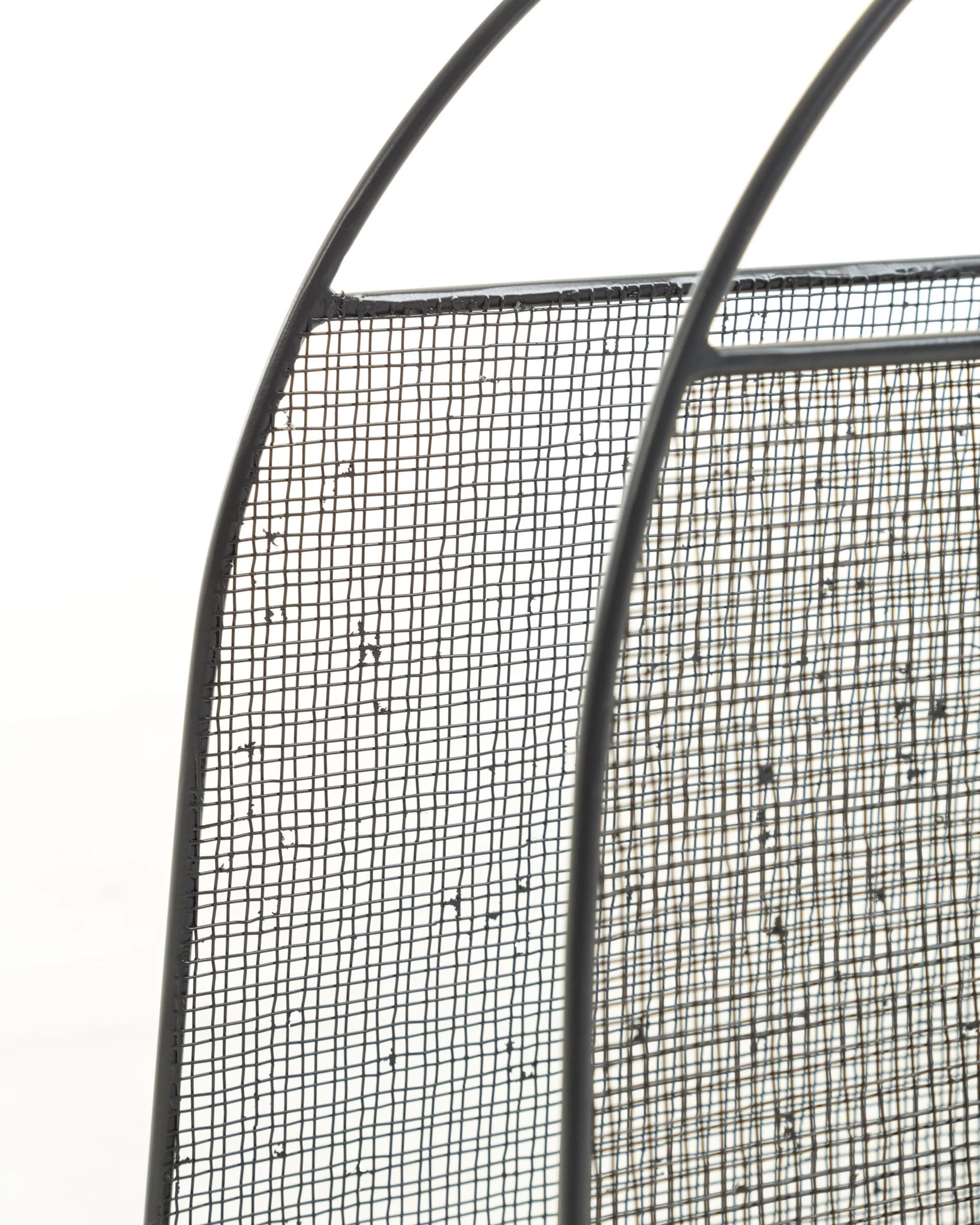 Aviva magazine holder - Image 4