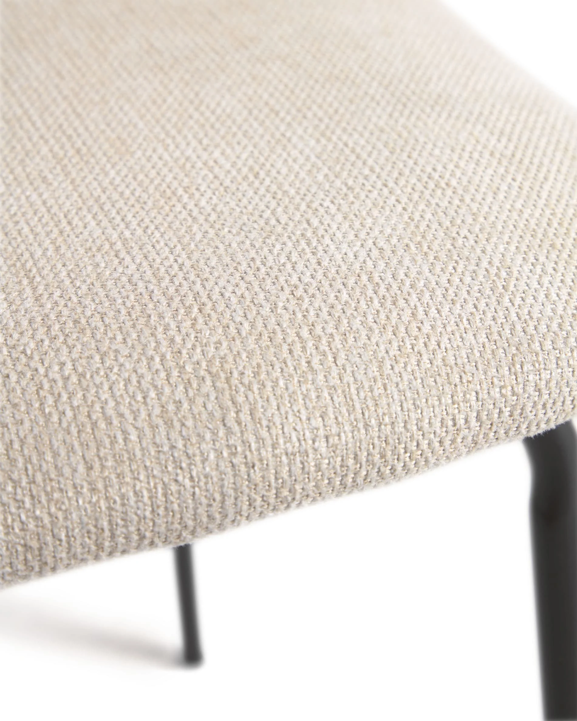 Benilda stackable beige chair with oak veneer and steel with black finish FSC Mix Credit - Image 3