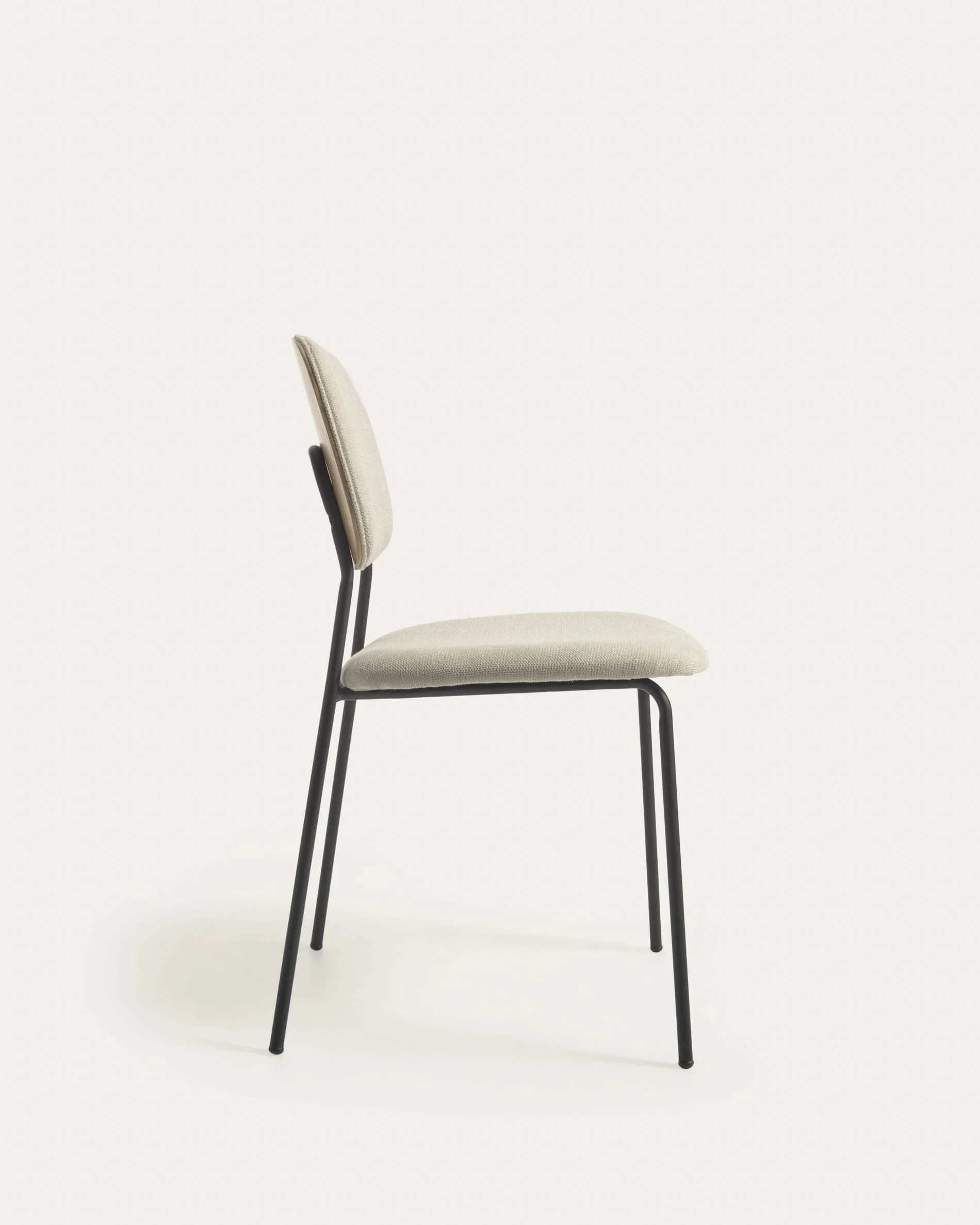 Benilda stackable beige chair with oak veneer and steel with black finish FSC Mix Credit - Image 6