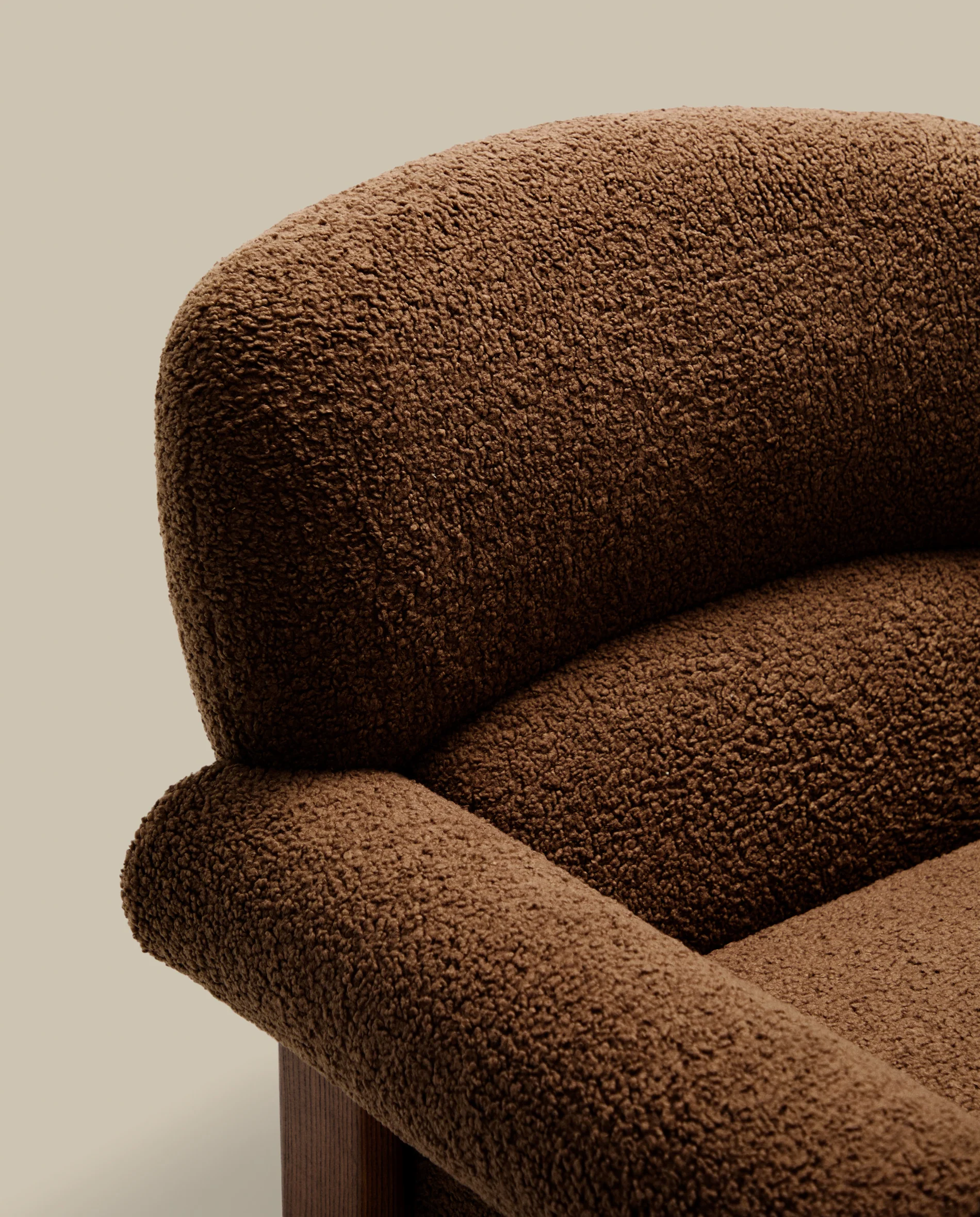 Nema armchair in taupe bouclé with solid ash wood legs in a walnut finish FSC 100% - Image 4