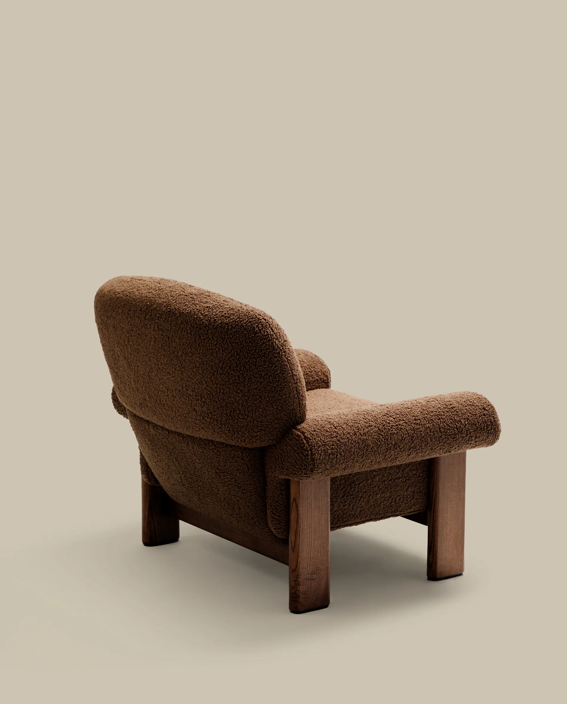 Nema armchair in taupe bouclé with solid ash wood legs in a walnut finish FSC 100% - Image 7