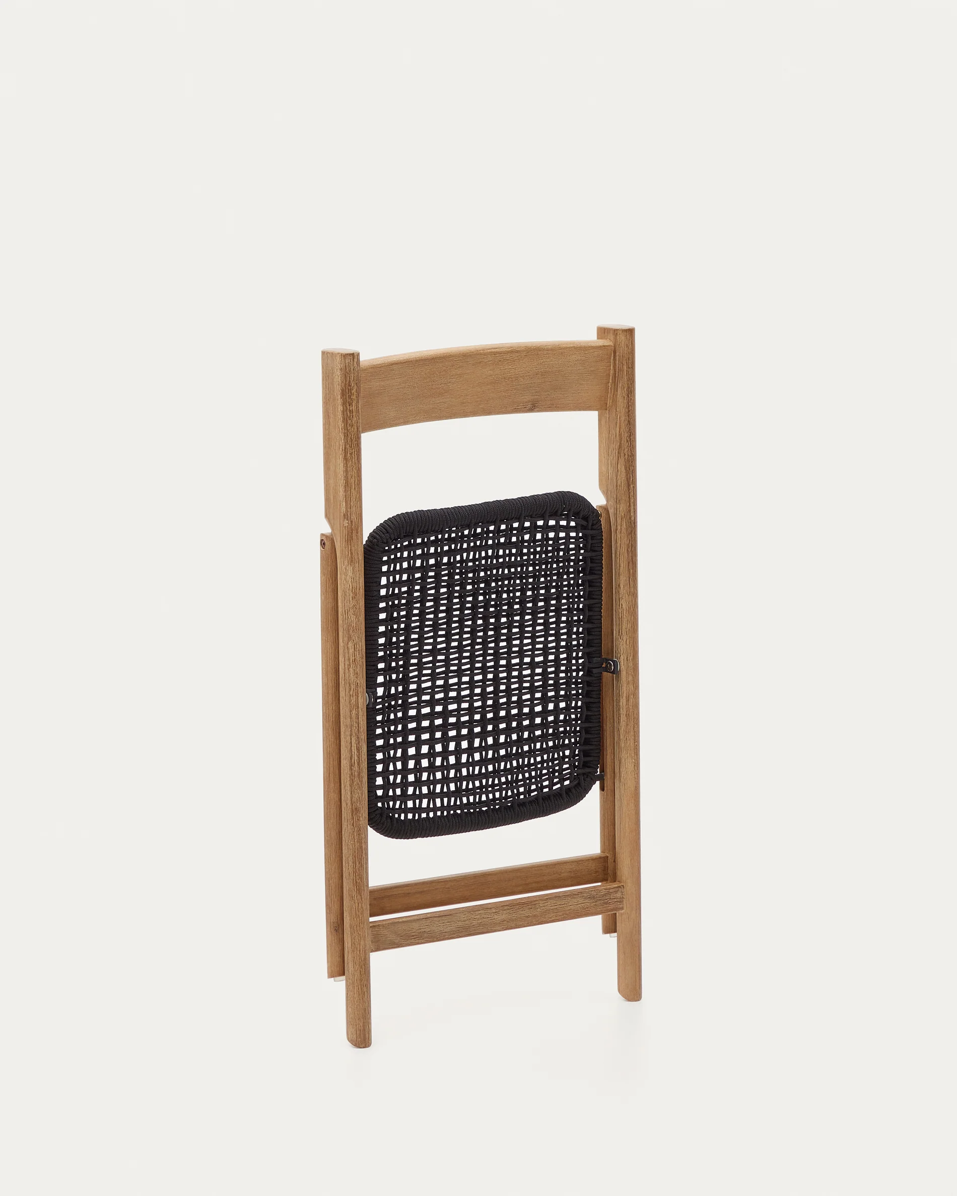 Dandara folding chair in solid acacia wood with steel structure and black cord FSC 100% - Image 7
