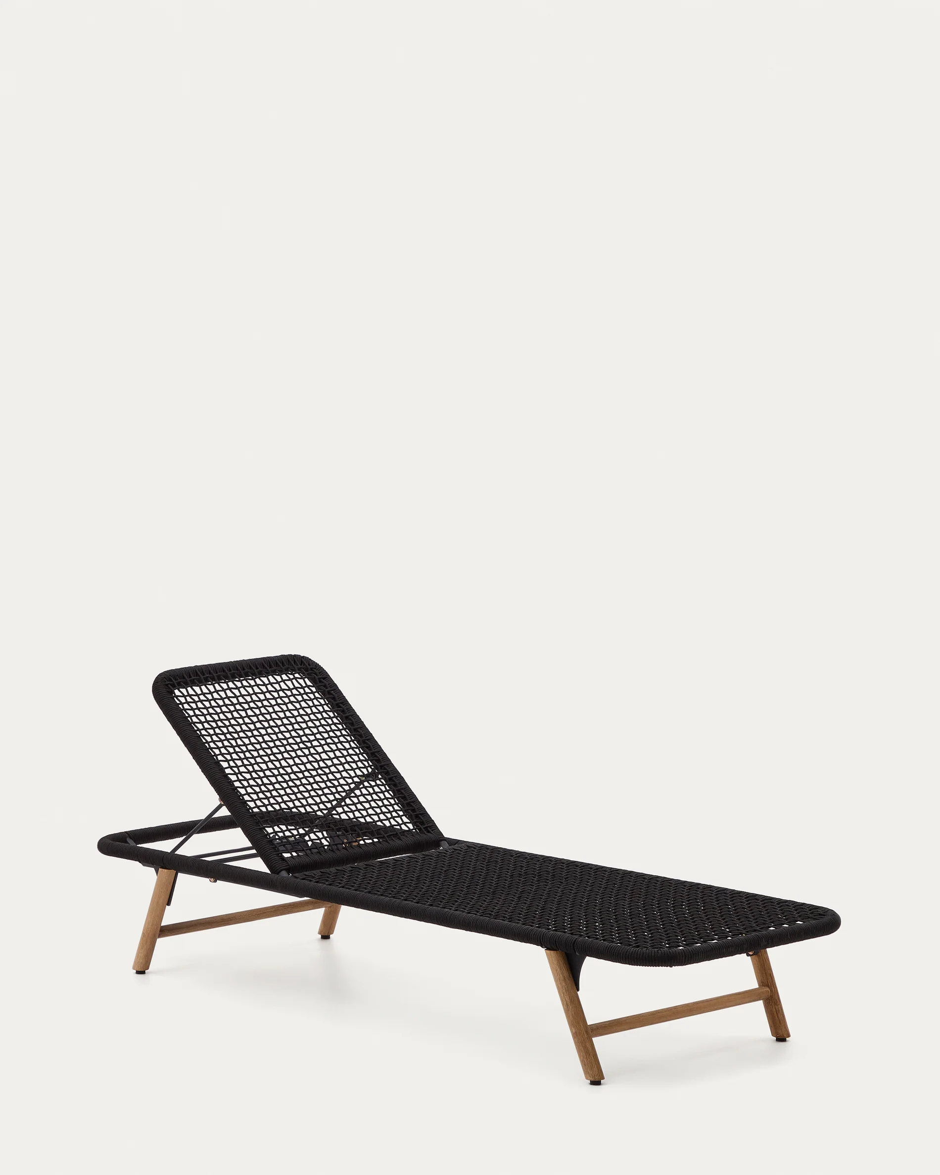 Dandara sun lounger with steel structure, black cord and solid acacia wood legs FSC 100% - Image 8