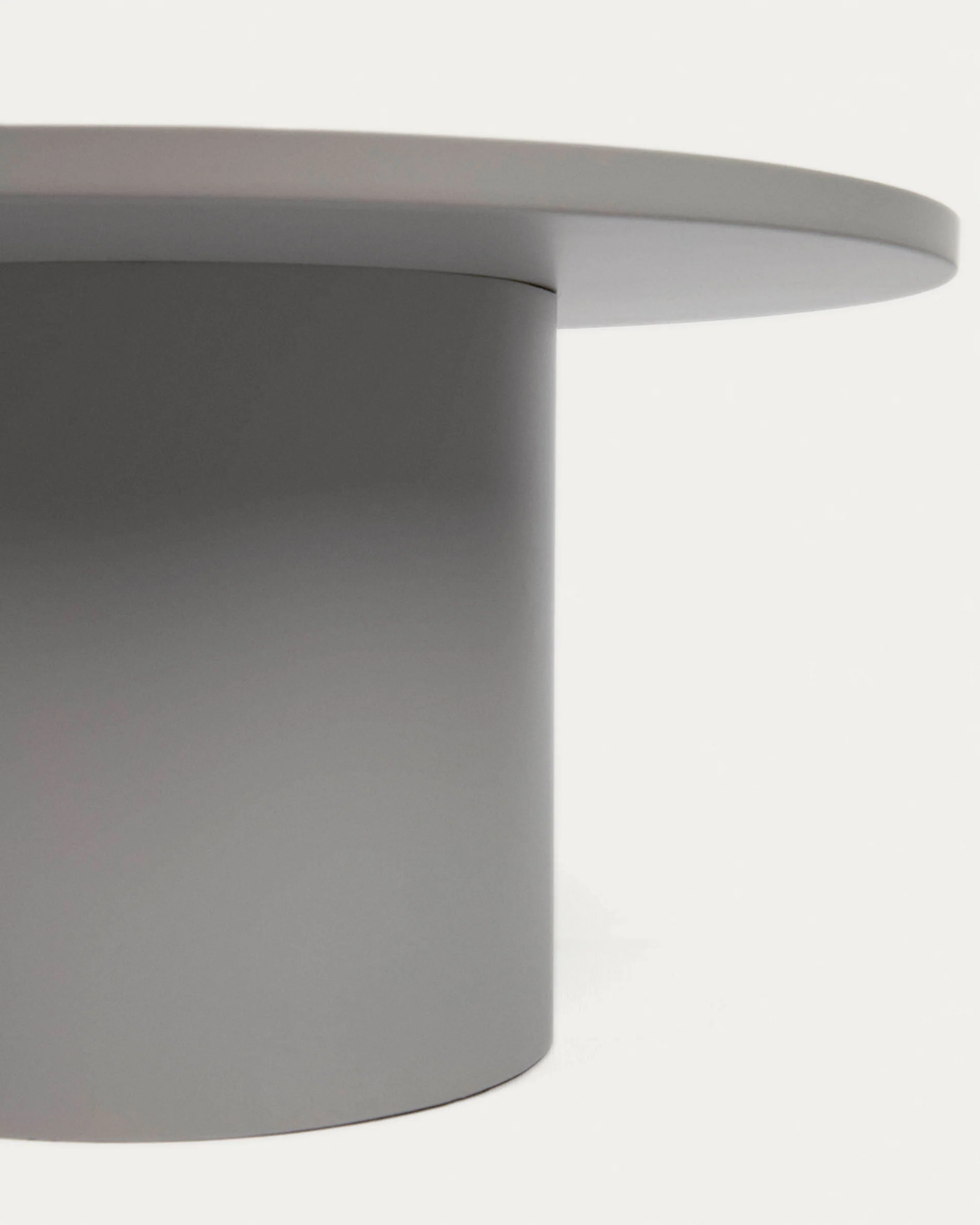 Fleksa round side table in grey metal Ø 72 cm - Image 3