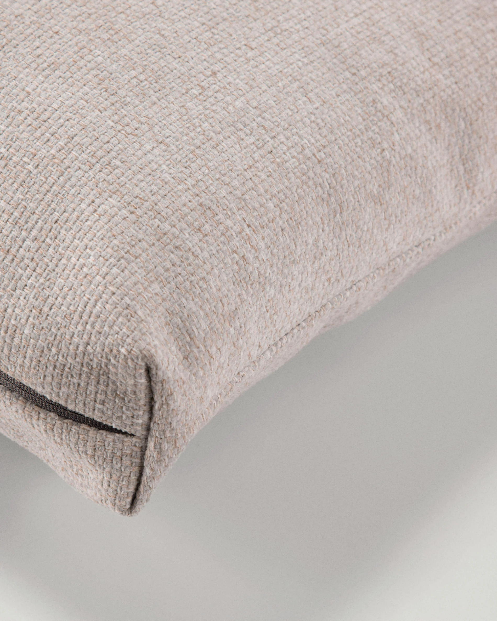 Galene cushion cover in beige, 45 x 45 cm - Image 3