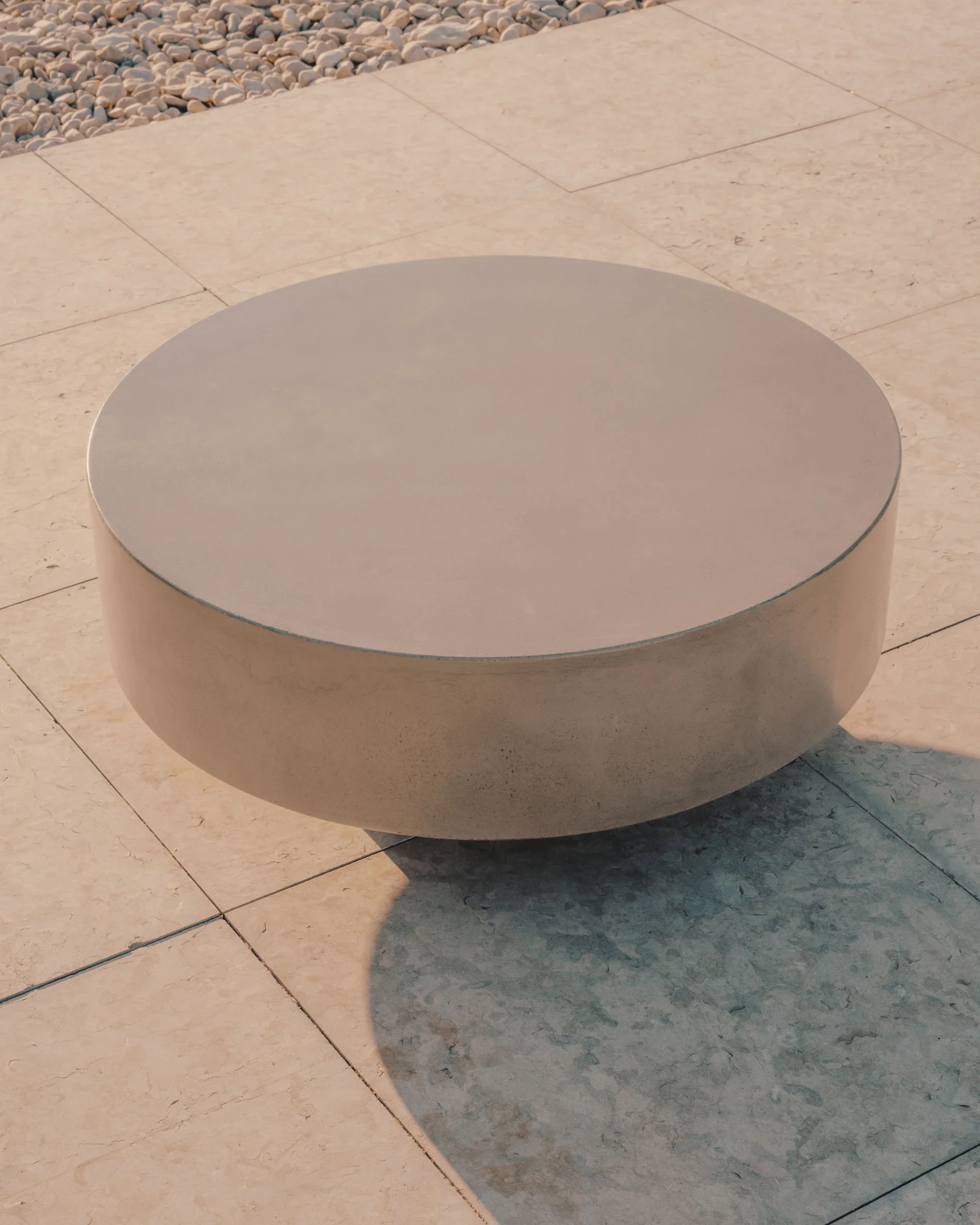 Garbet cement coffee table, Ø 80 cm - Image 2