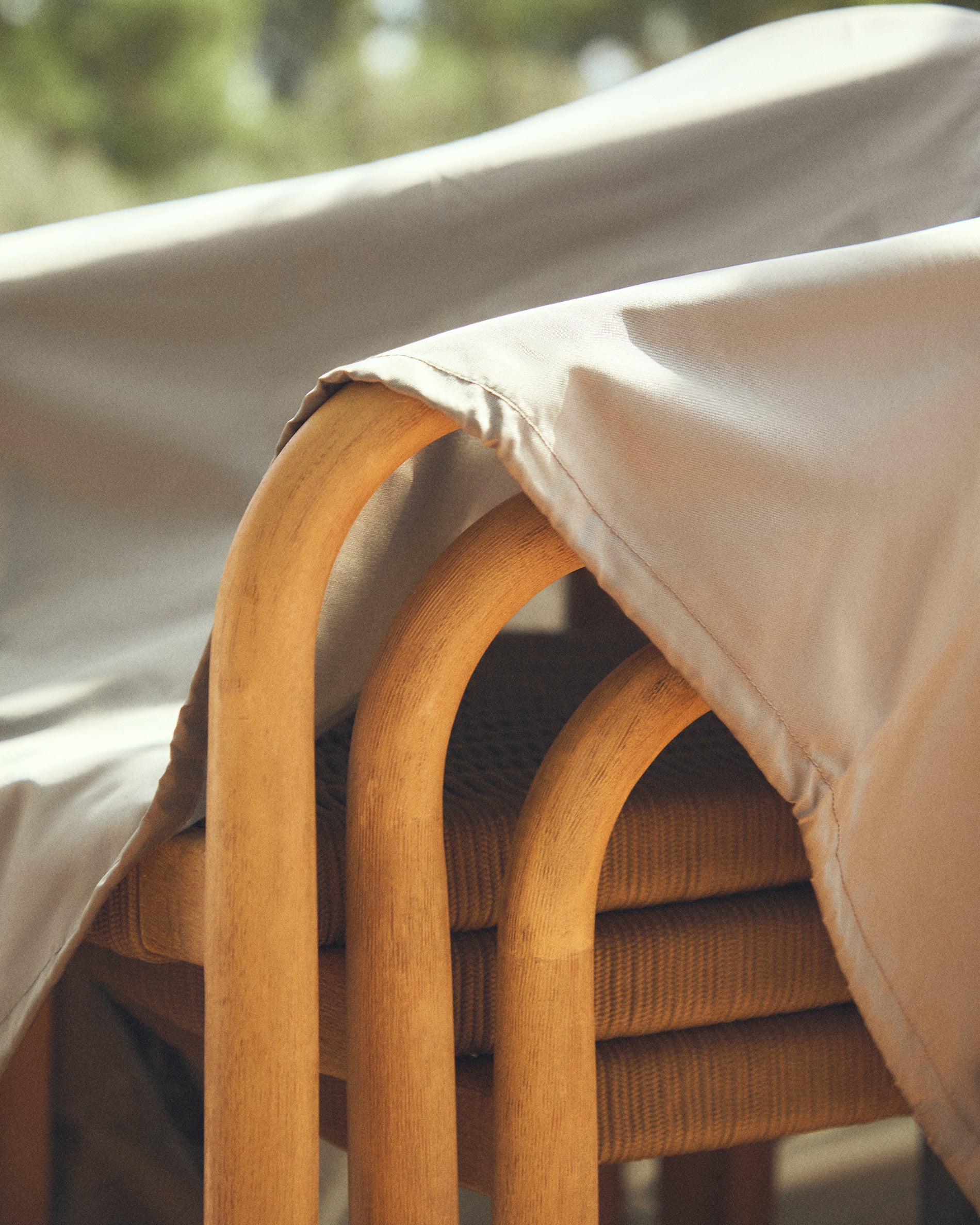 Iria protective cover for outdoor furniture max. 70 x 75 cm - Image 4