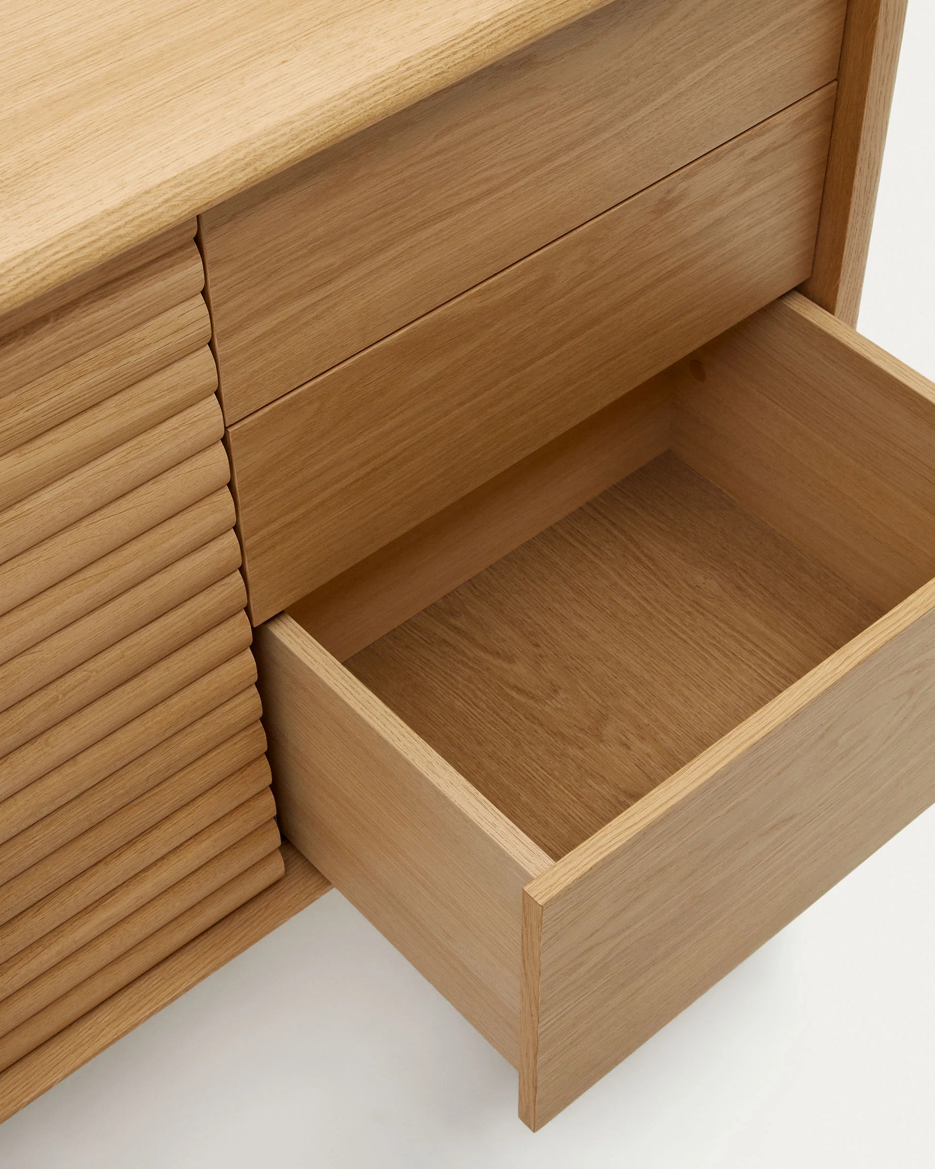 Lenon sideboard with 1 door and 3 drawers, made from oak wood and veneer, 105 x 85 cm FSC MIX Credit - Image 4