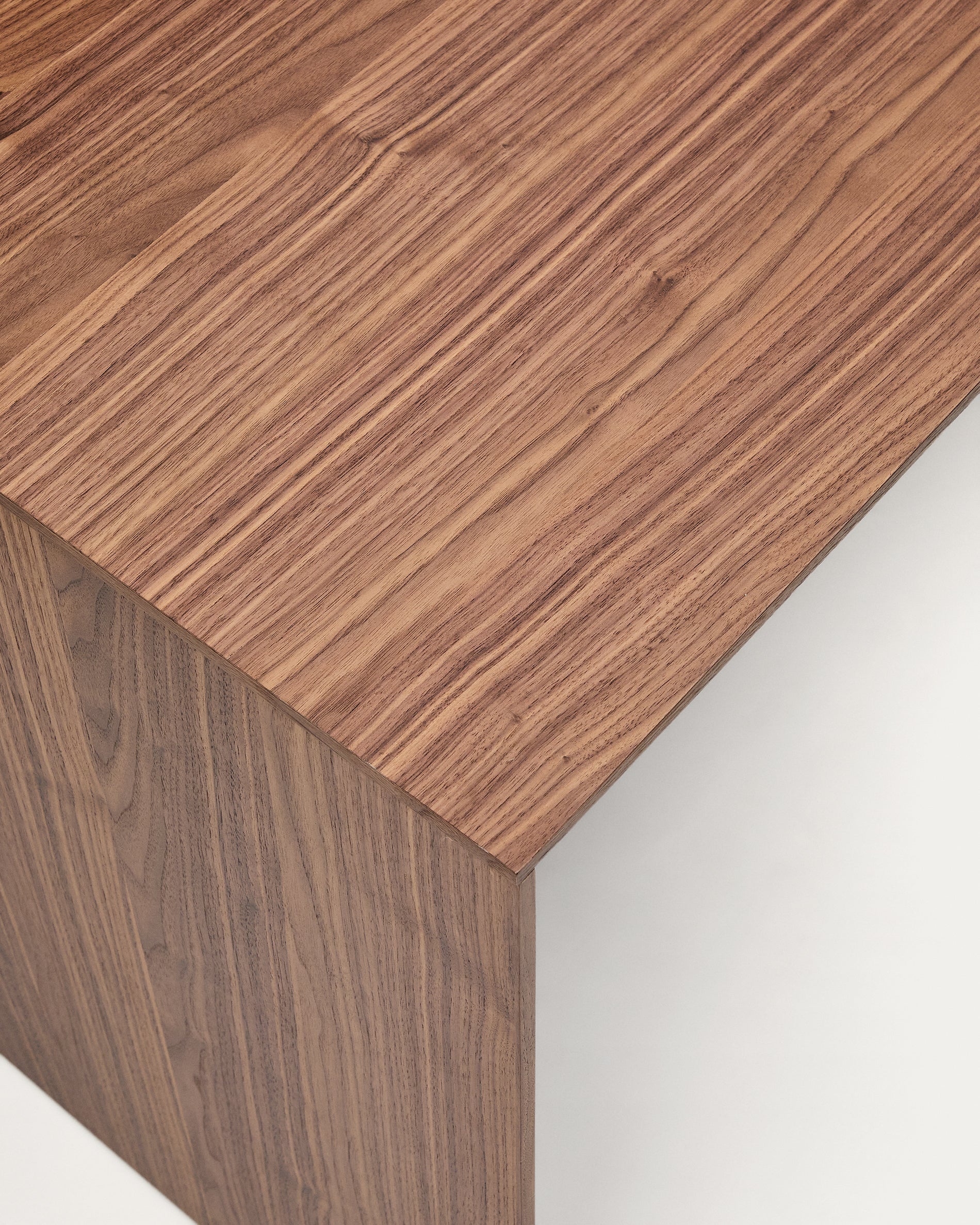 Litto work desk in walnut veneer FSC Mix Credit 140 x 60 cm - Image 5