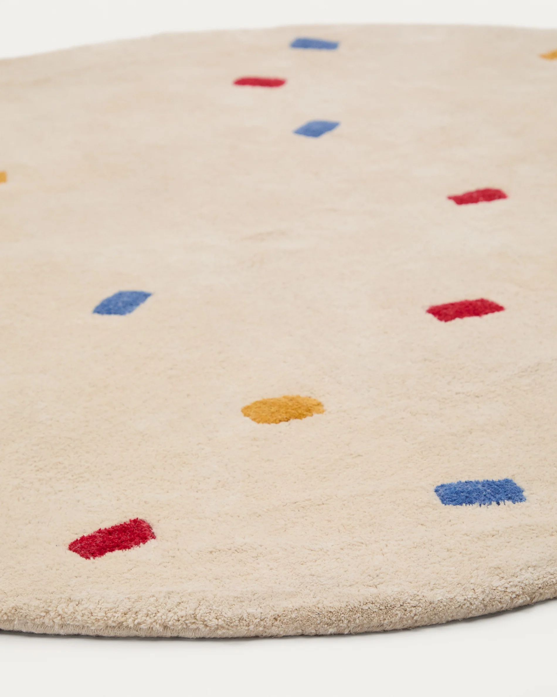 Luli white, 100% cotton rug with multi-coloured dots, Ø 120 cm - Image 5