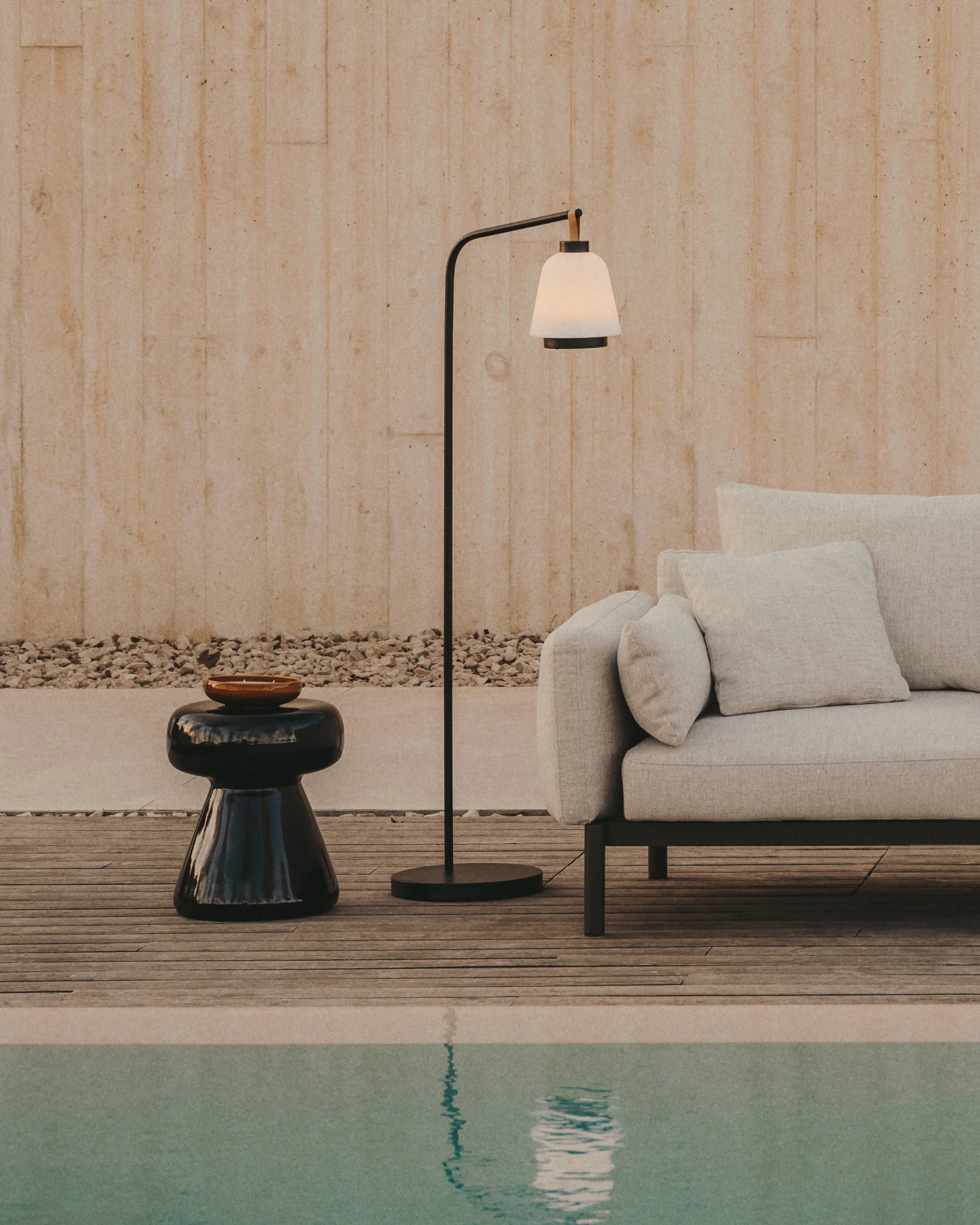 Manya black ceramic side table, Ø 38 cm - Image 4