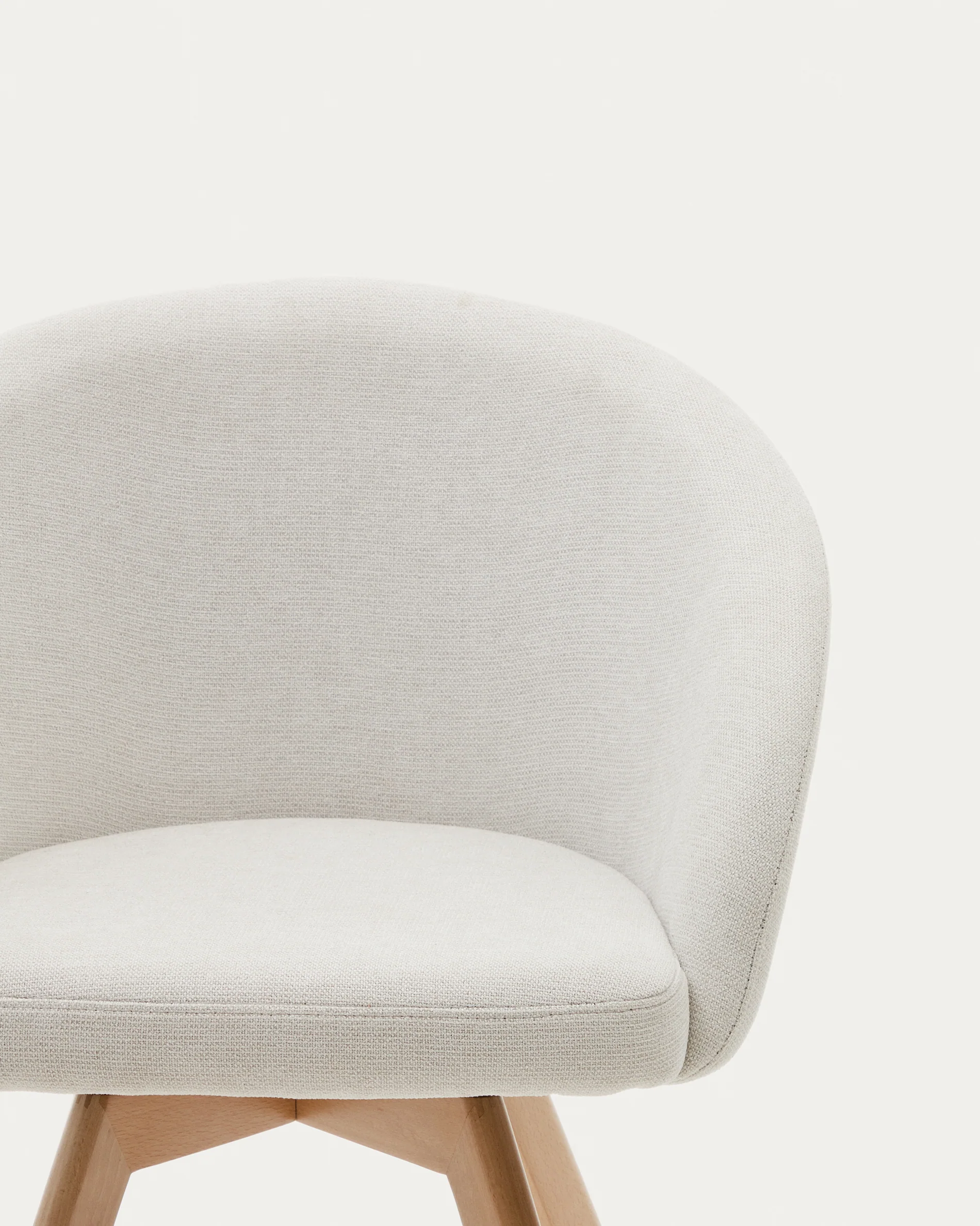 Marvin beige chenille swivel chair with solid beech wood legs in a natural finish FSC 100% - Image 2