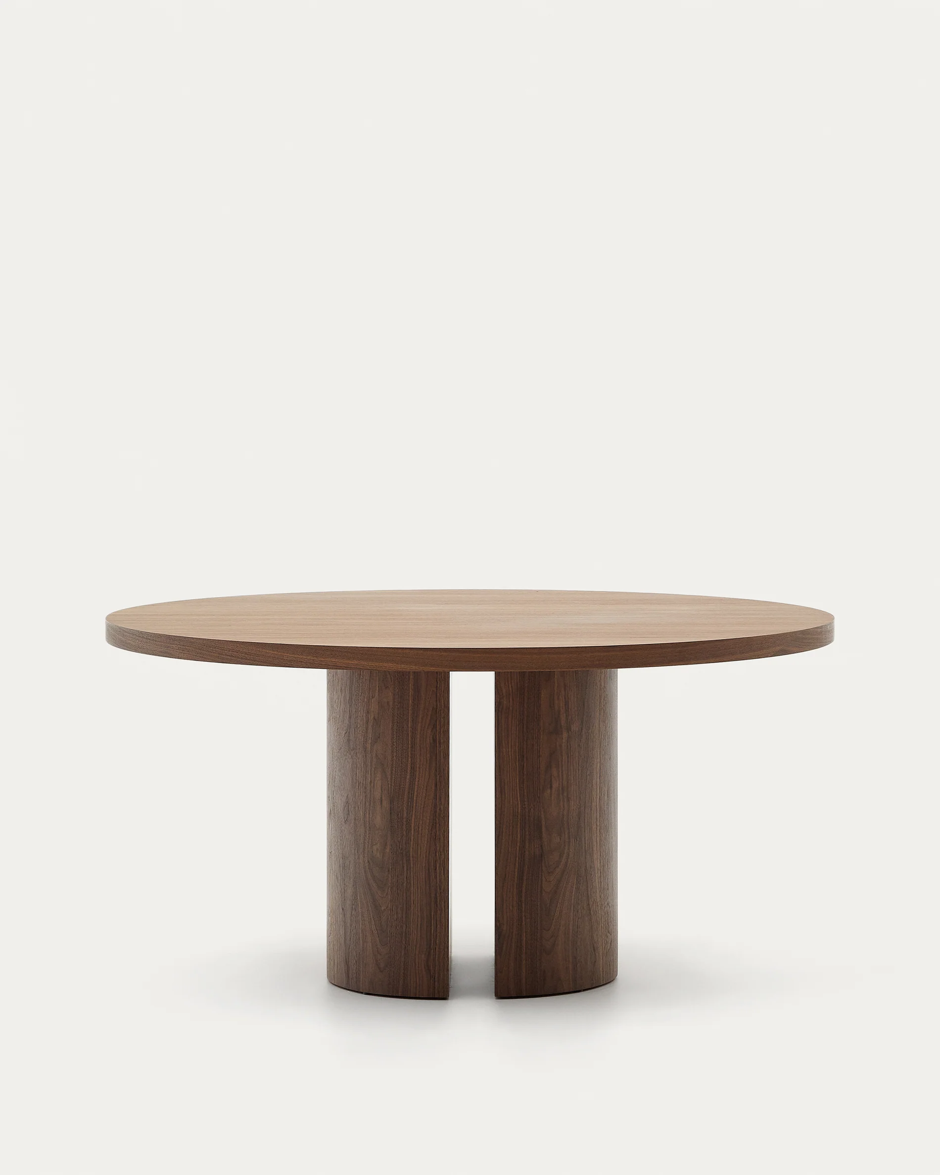Nealy round table with a walnut veneer in a natural finish, Ø 150 cm - Image 6
