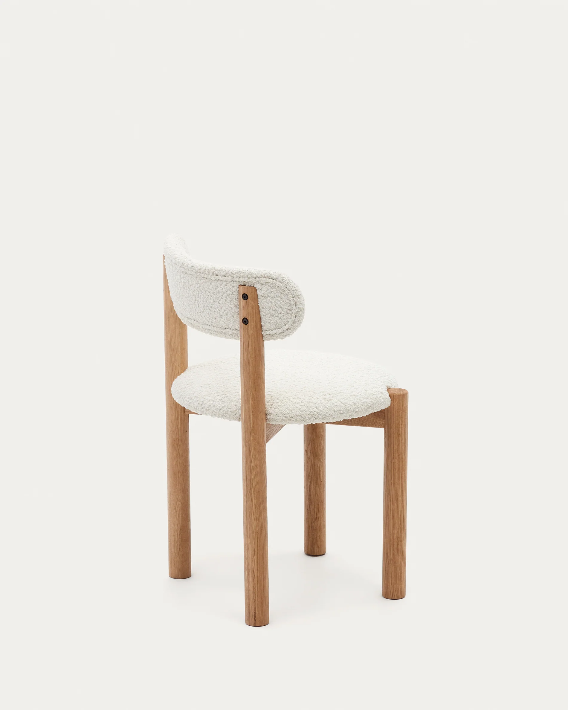 Nebai chair in white bouclé and solid oak wood structure with natural finish - Image 8