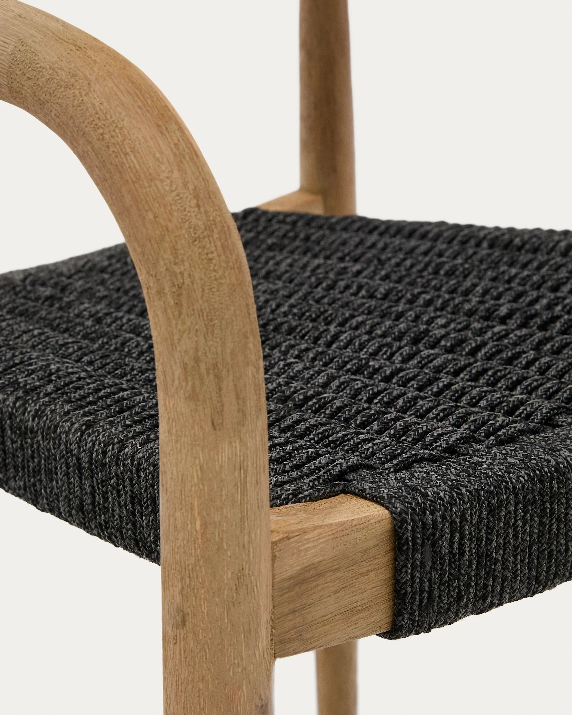 Nina stackable chair in FSC 100% solid acacia wood and black rope seat - Image 8