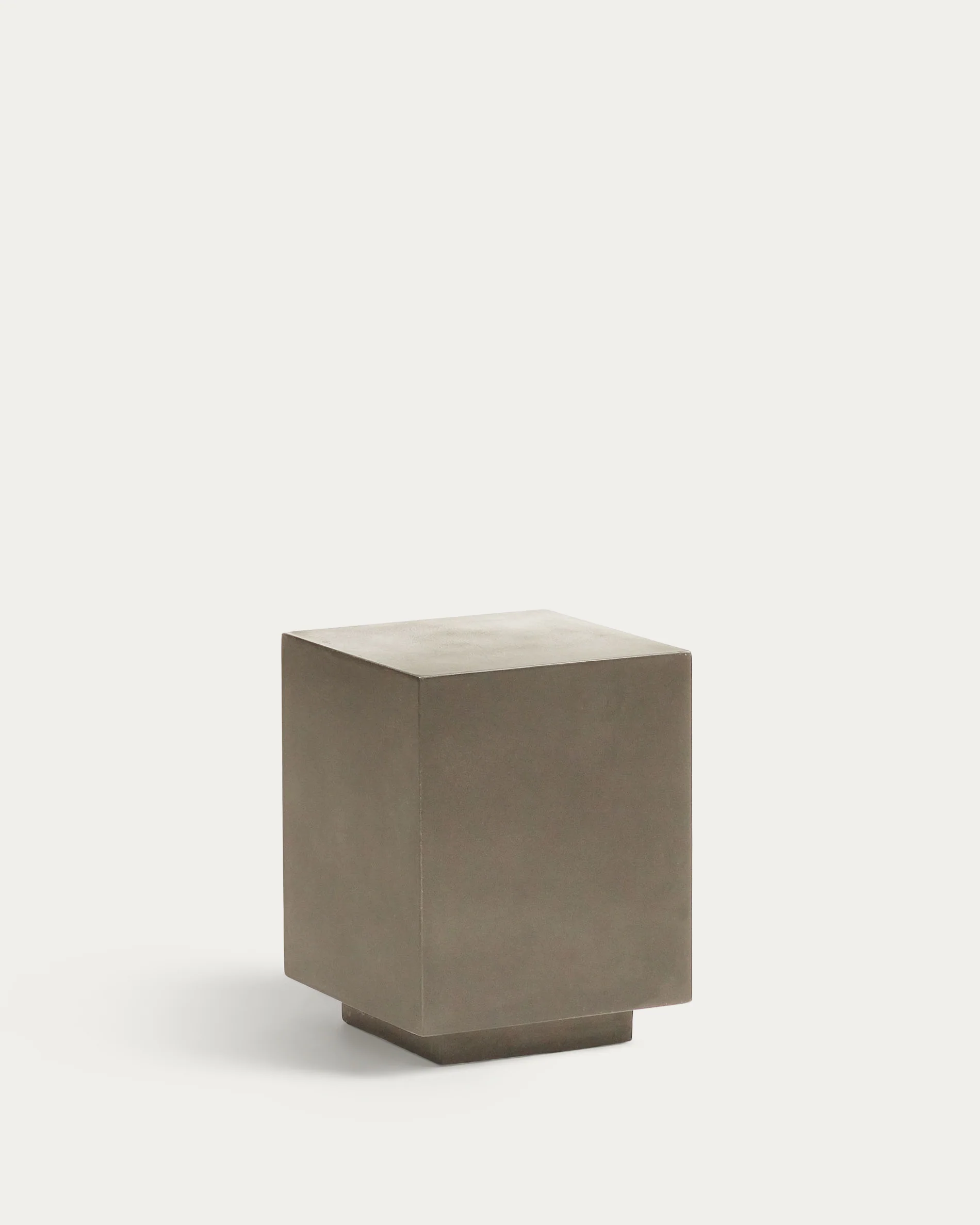 Rustella cement side table, 35 x 35 cm - Image 5