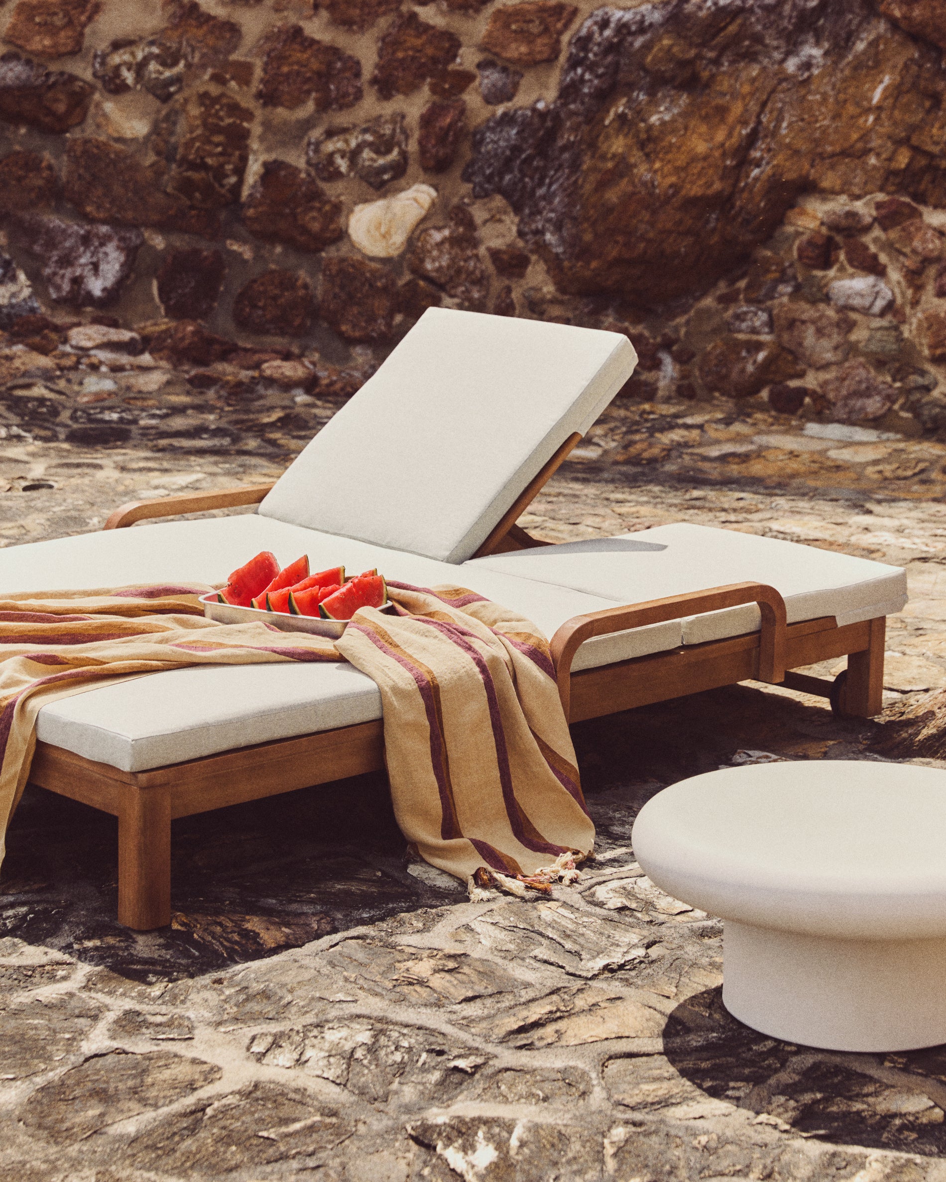 Sonsaura double sun lounger made from solid eucalyptus wood FSC 100% - Image 2