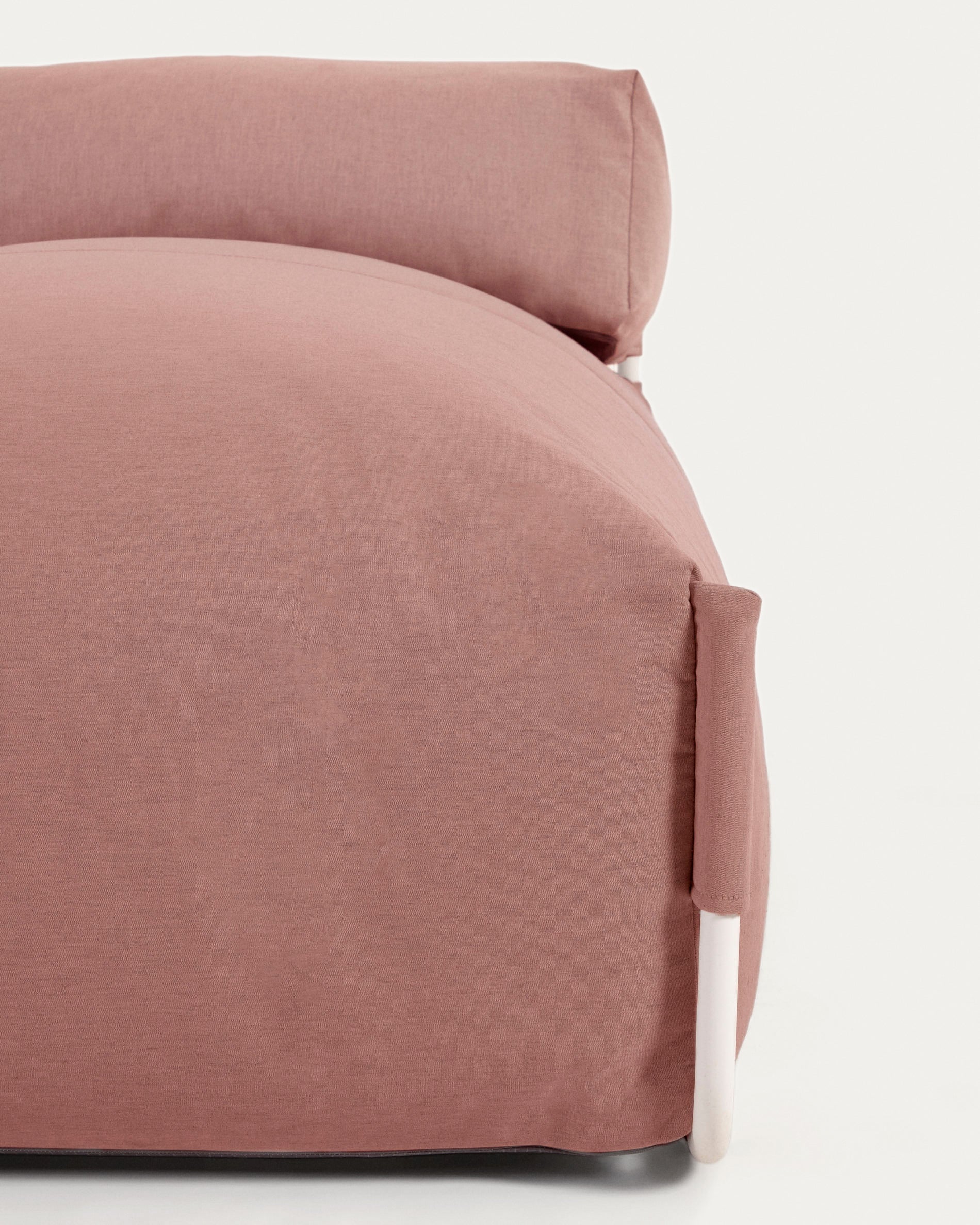 Square chaise longue pouffe with backrest in terracotta with white aluminium, 165 x 101 cm - Image 3