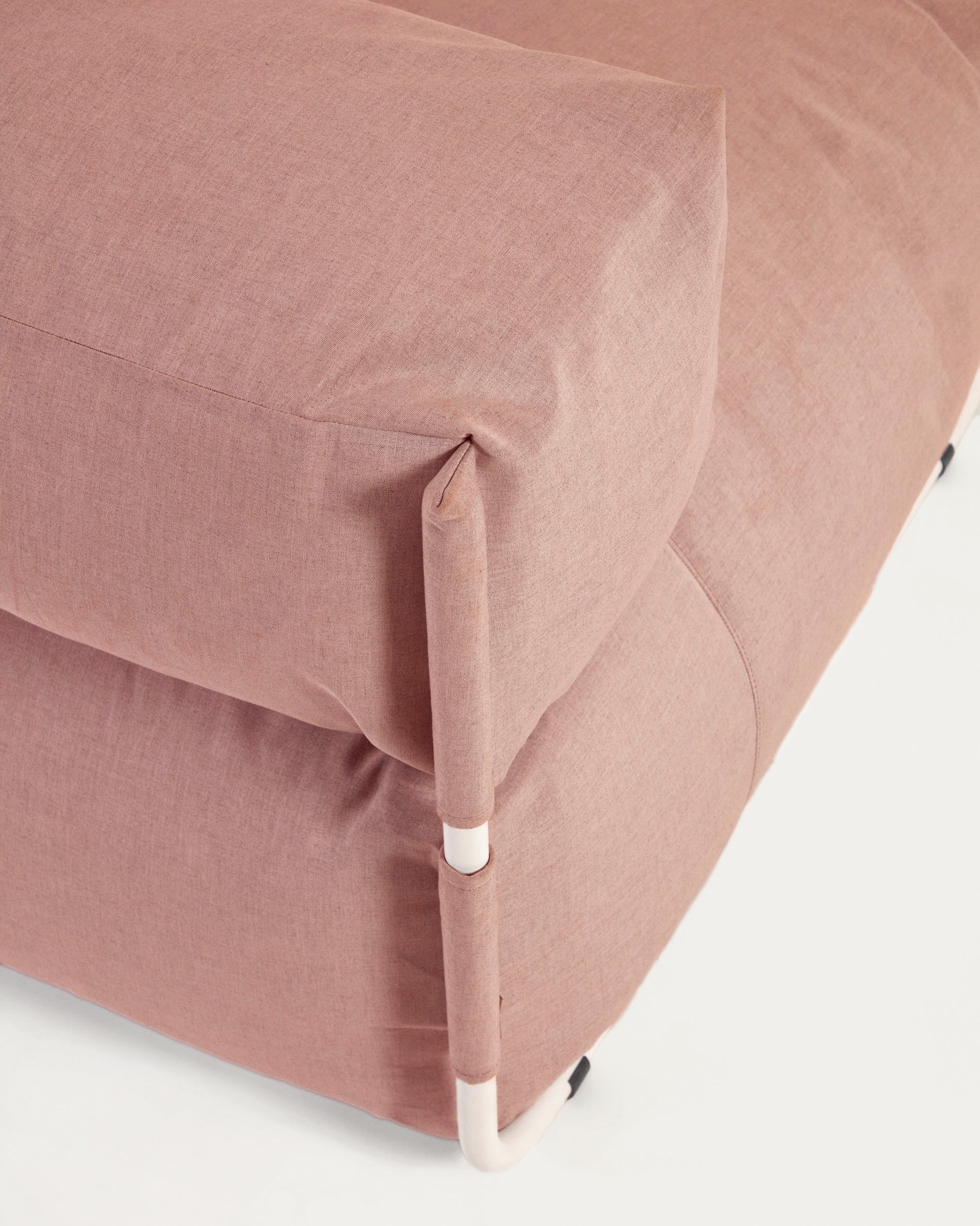 Square chaise longue pouffe with backrest in terracotta with white aluminium, 165 x 101 cm - Image 5