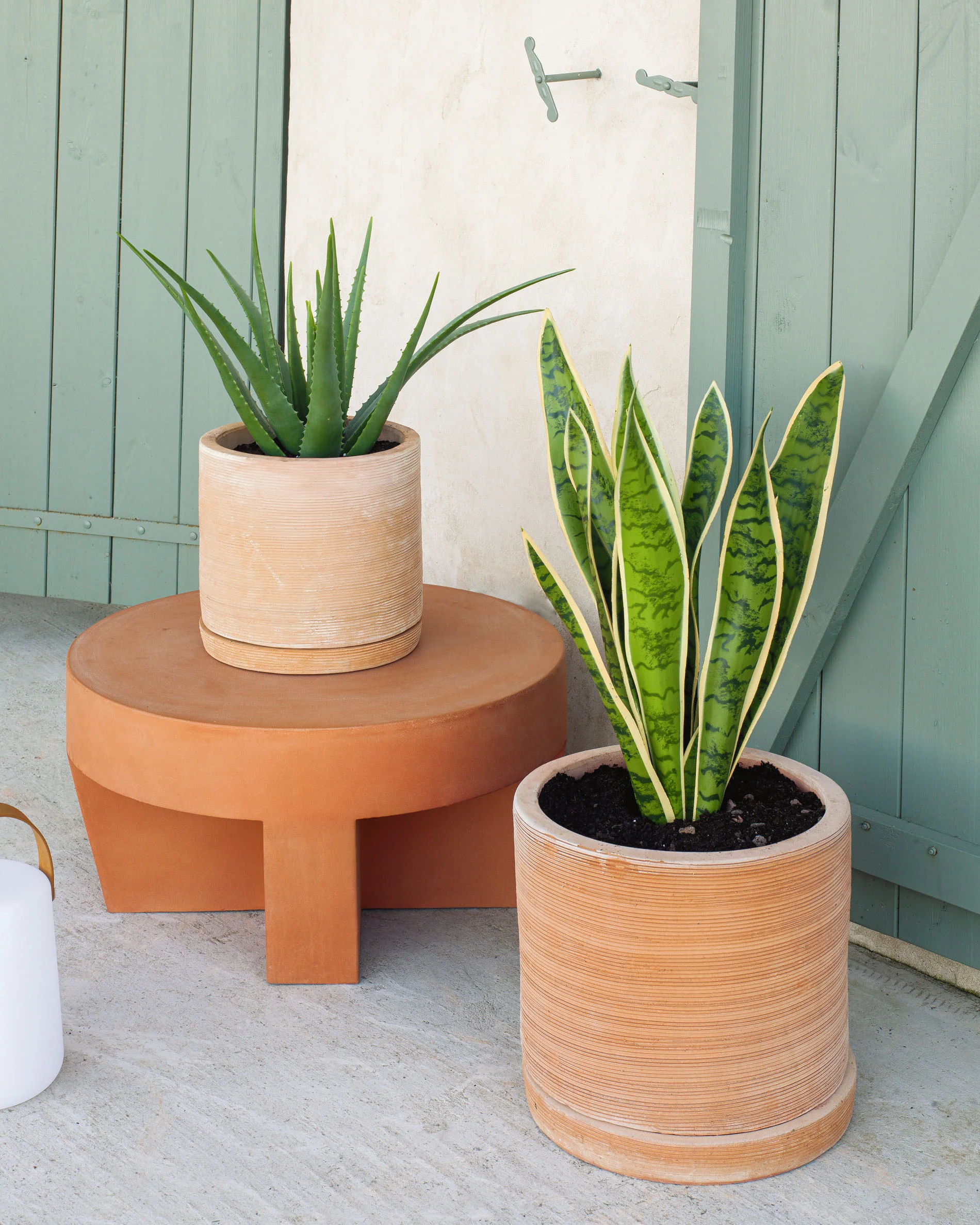 Vilena round outdoor terracotta coffee table, Ø 60 cm - Image 4