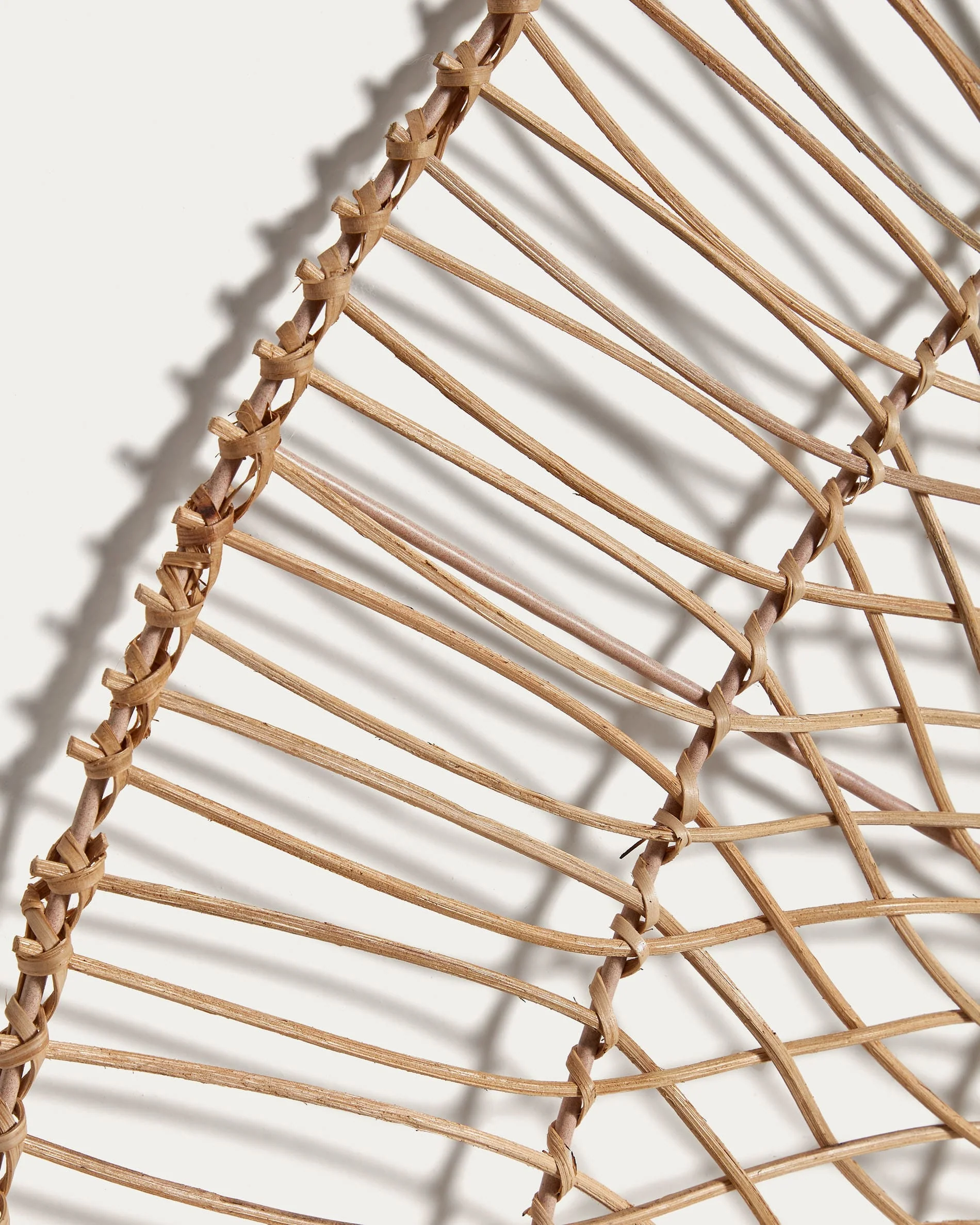 Viviana ratan mirror with a natural finish, Ø 110 cm - Image 2