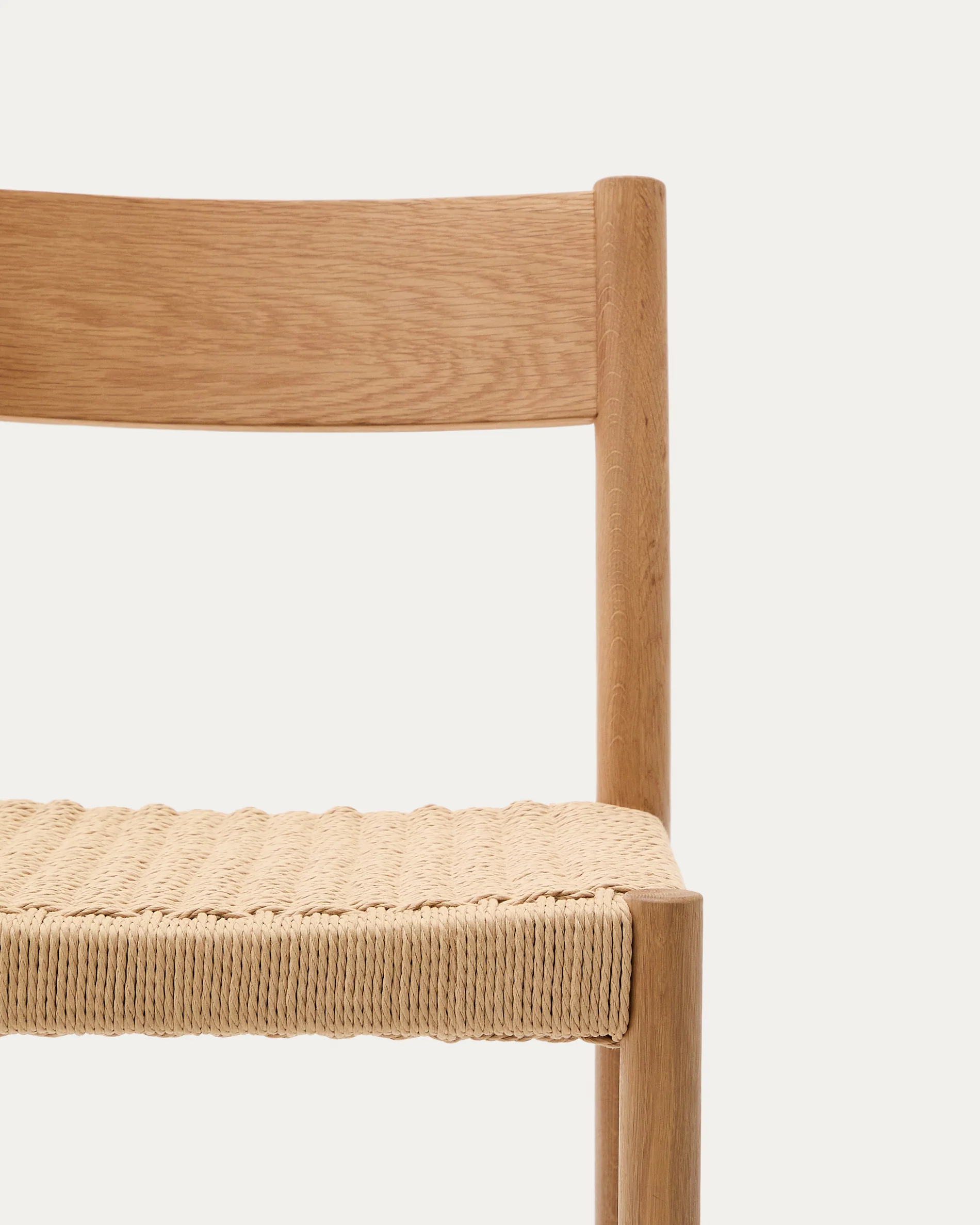 Yalia stool with a backrest in solid oak wood in a natural finish,and rope cord seat, 65 cm FSC 100% - Image 3